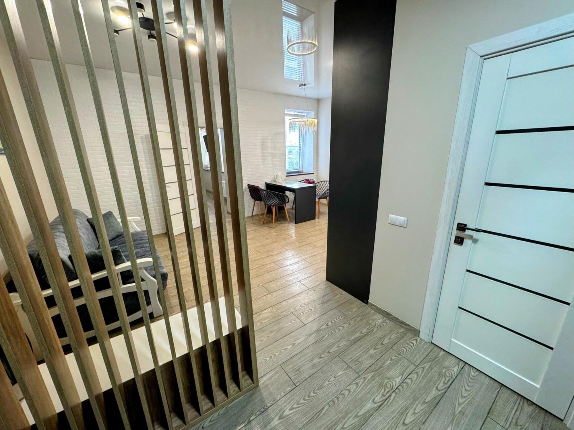 Lux Apartment & Центр,Жк Театральний Rivne Exterior photo